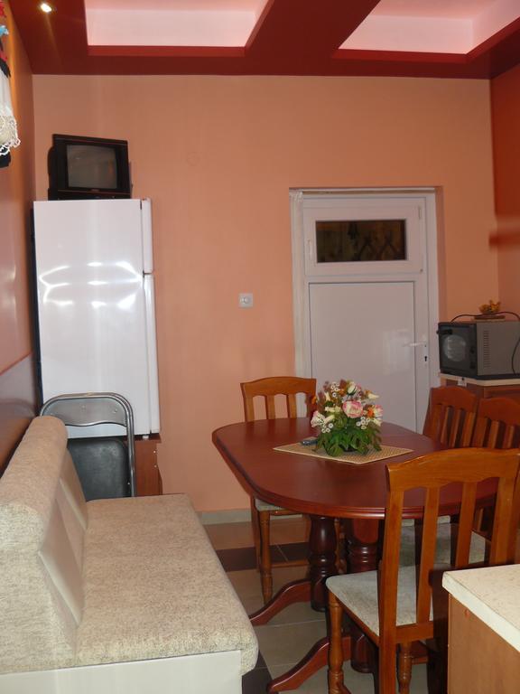 Guesthouse Geto Belogradtjik Exteriör bild